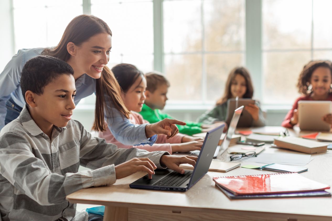 ASUS представляет новую линейку Chromebook CZ: надёжные ноутбуки для обучения